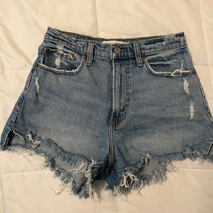 Abercrombie and Fitch Mom Short
